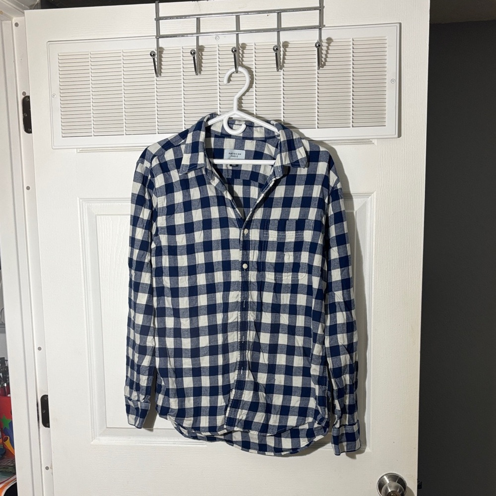 American Eagle Outfitters Blue and White Plaid Casual Button Down Shirt